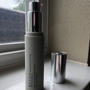 Becca Velvet Blurring Primer